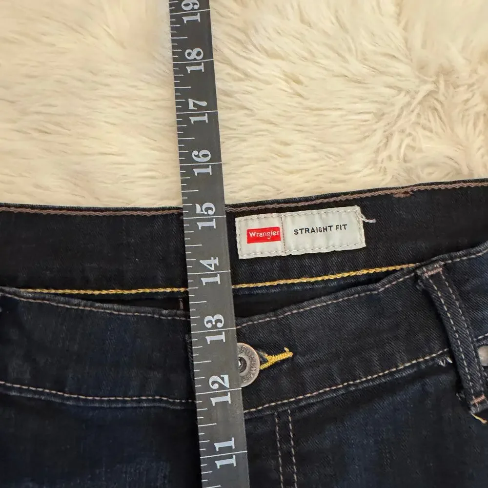 Wrangler Straight Fit Dark Wash Denim Jeans 38X32